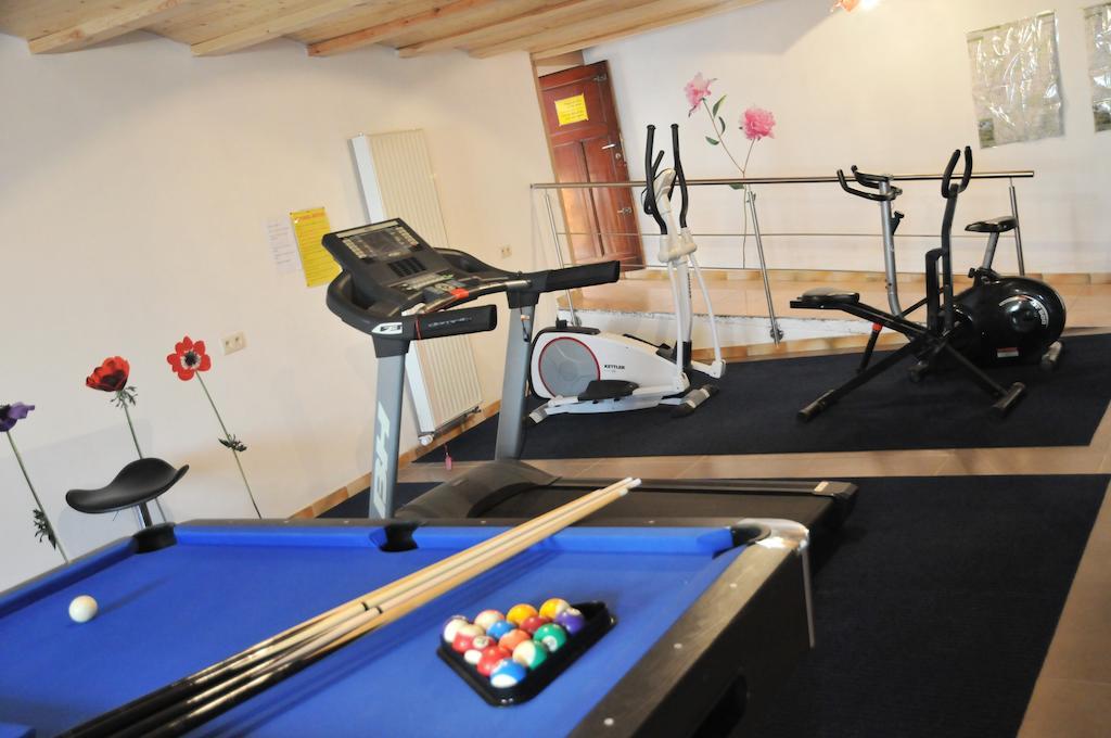 Gite Stone Lodge Bourcy Exteriör bild