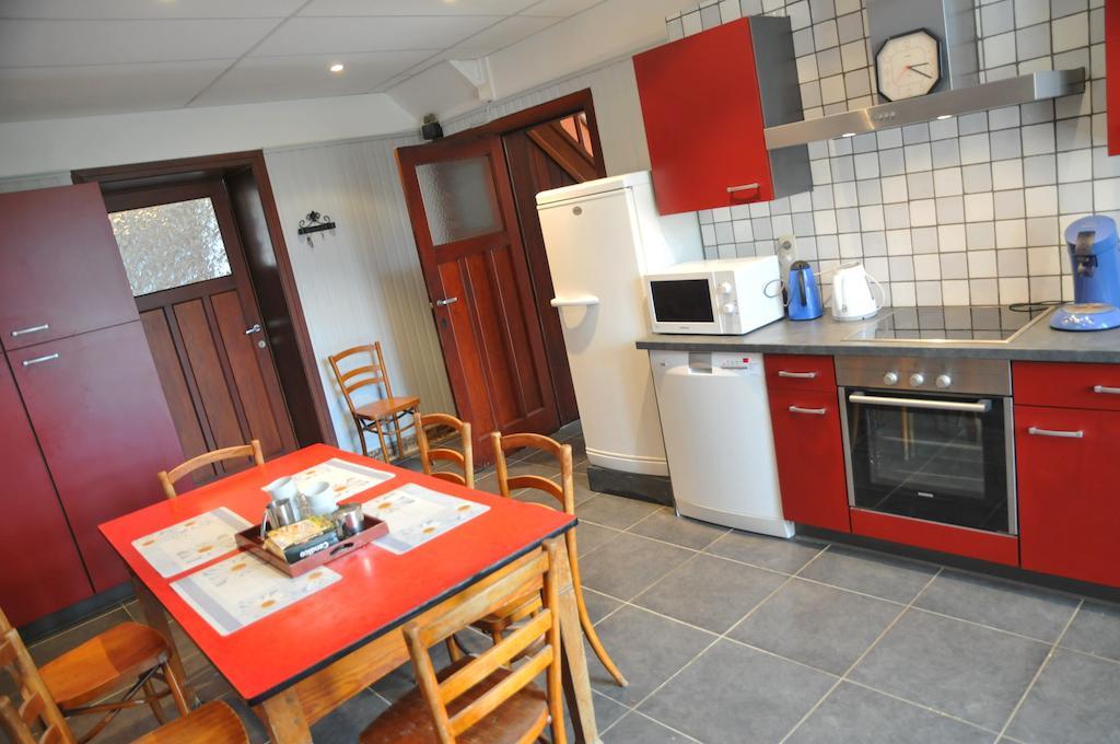 Gite Stone Lodge Bourcy Exteriör bild